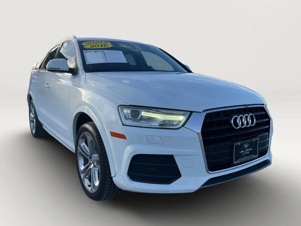 2016 AUDI Q3