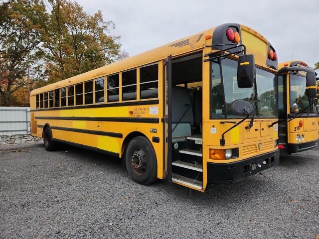 2015 IC BUS PB305
