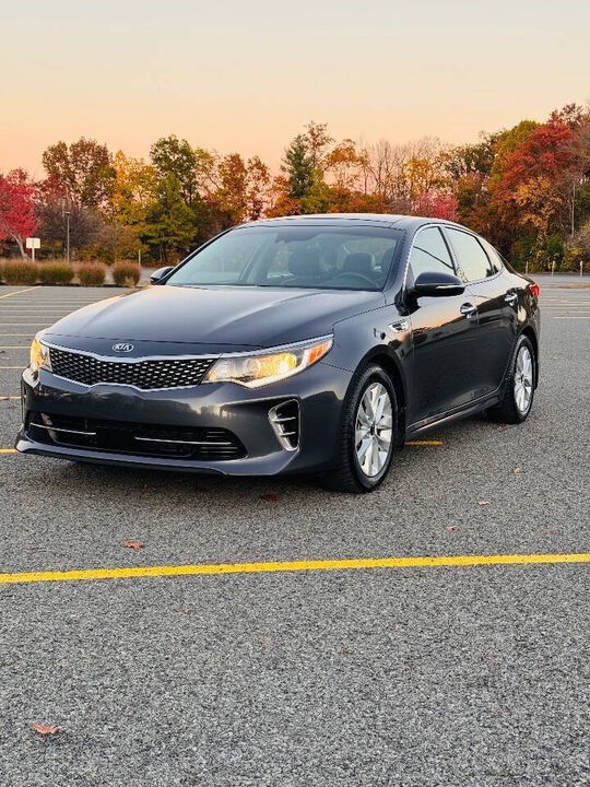2017 KIA Optima