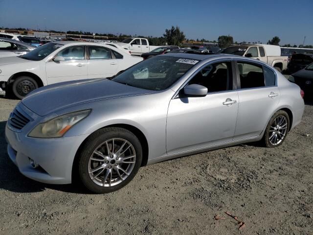 Infiniti G37