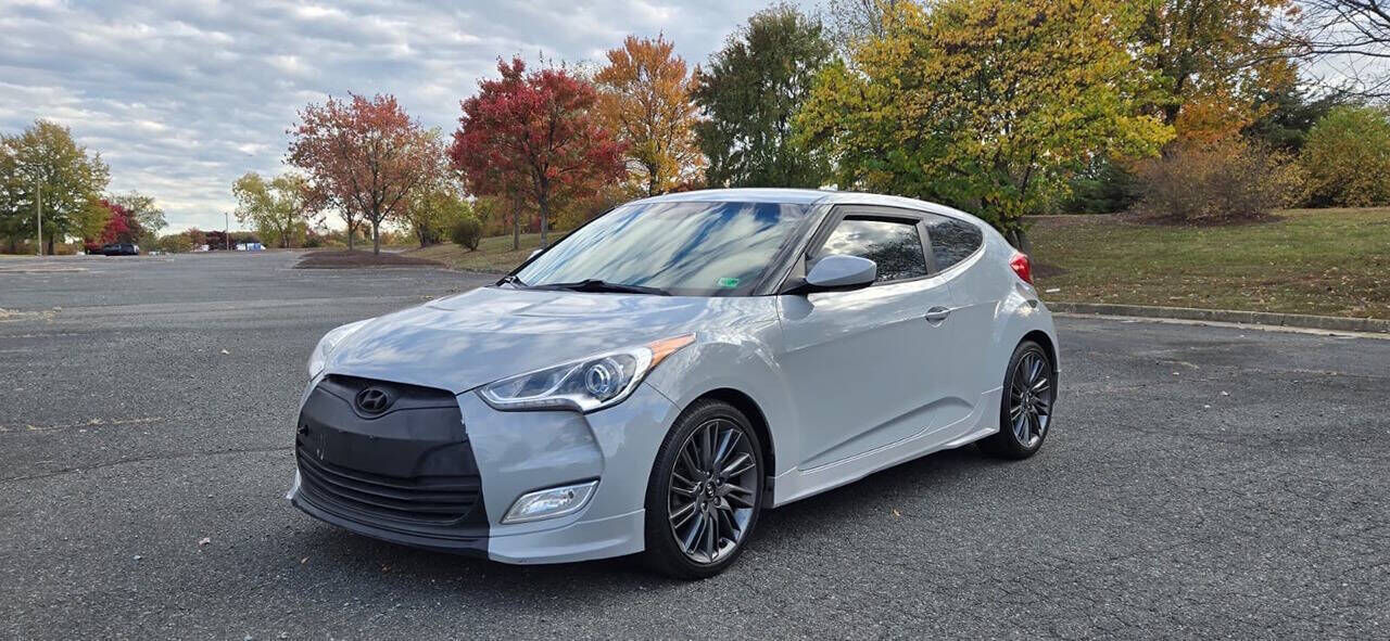 Hyundai Veloster