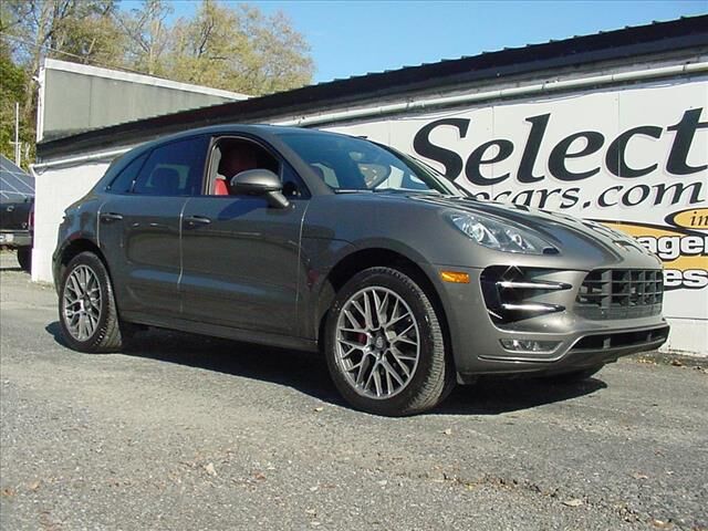 2016 PORSCHE Macan