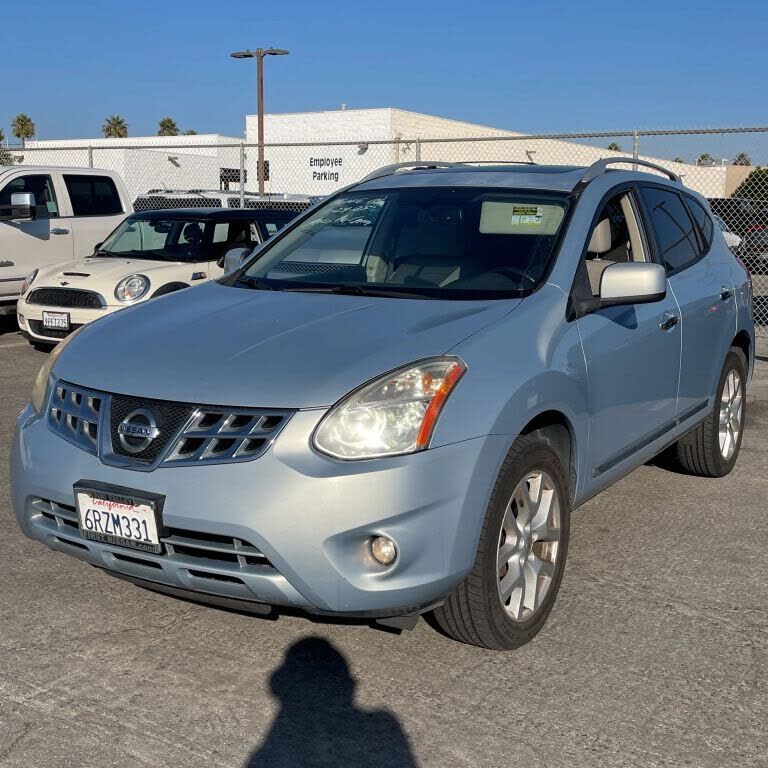 Nissan Rogue