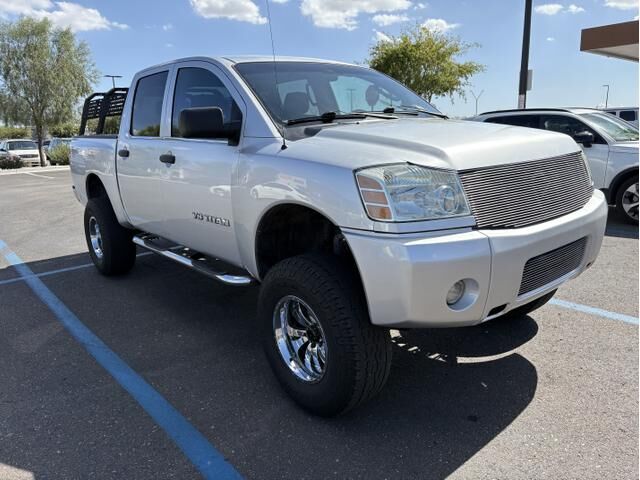 Nissan Titan