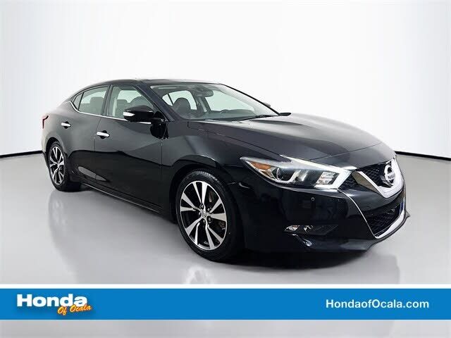 Nissan Maxima