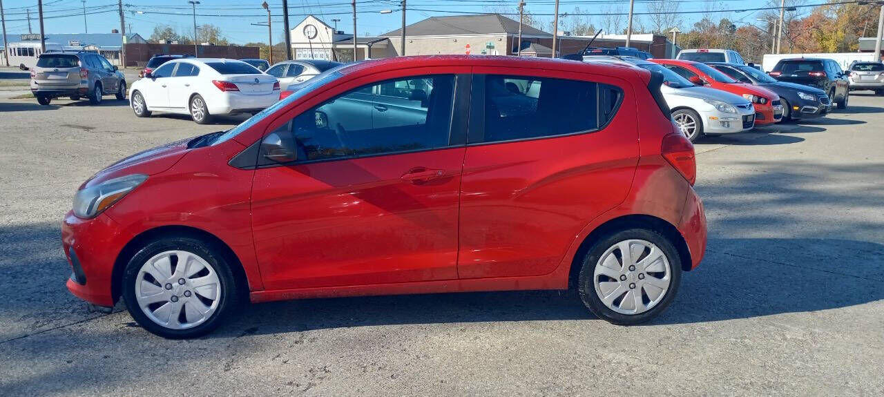 2017 CHEVROLET Spark