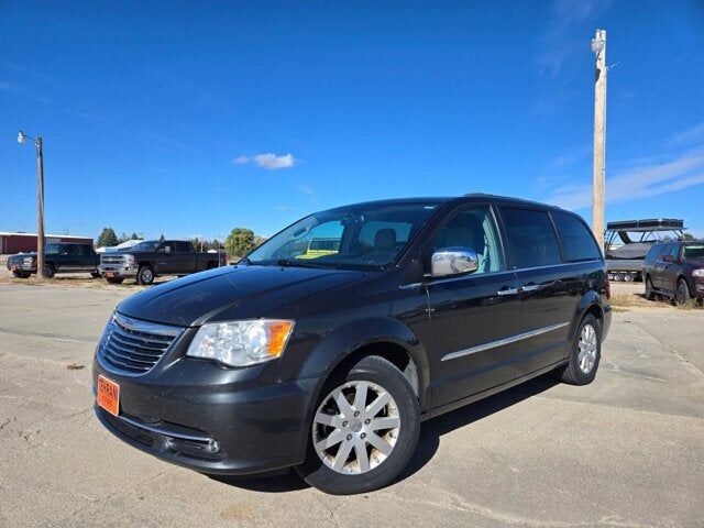 Chrysler Town and Country