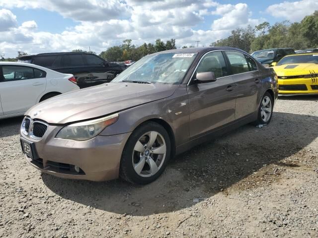 BMW 525i