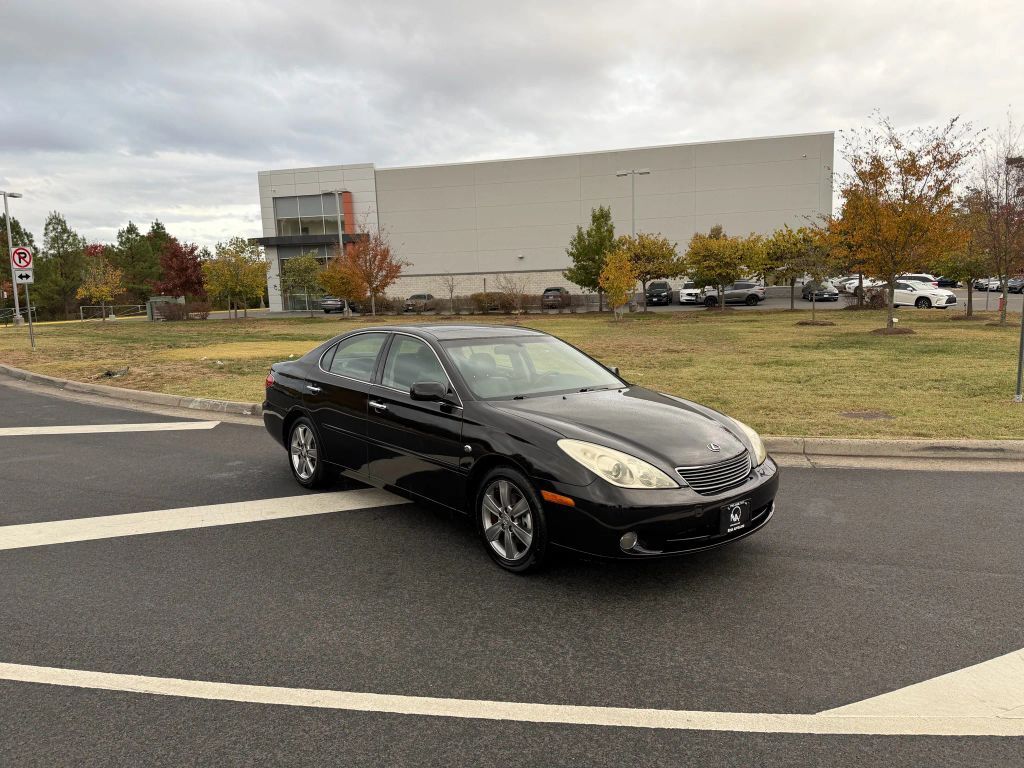 Lexus ES
