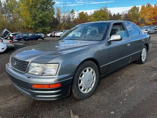 Lexus LS