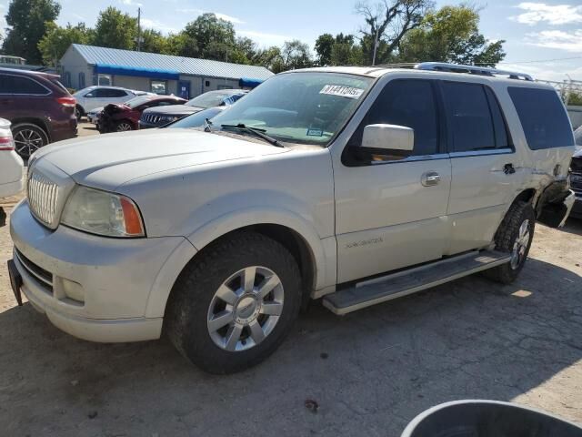 Lincoln Navigator