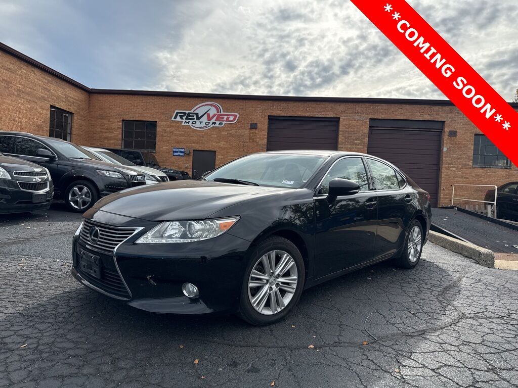 Lexus ES