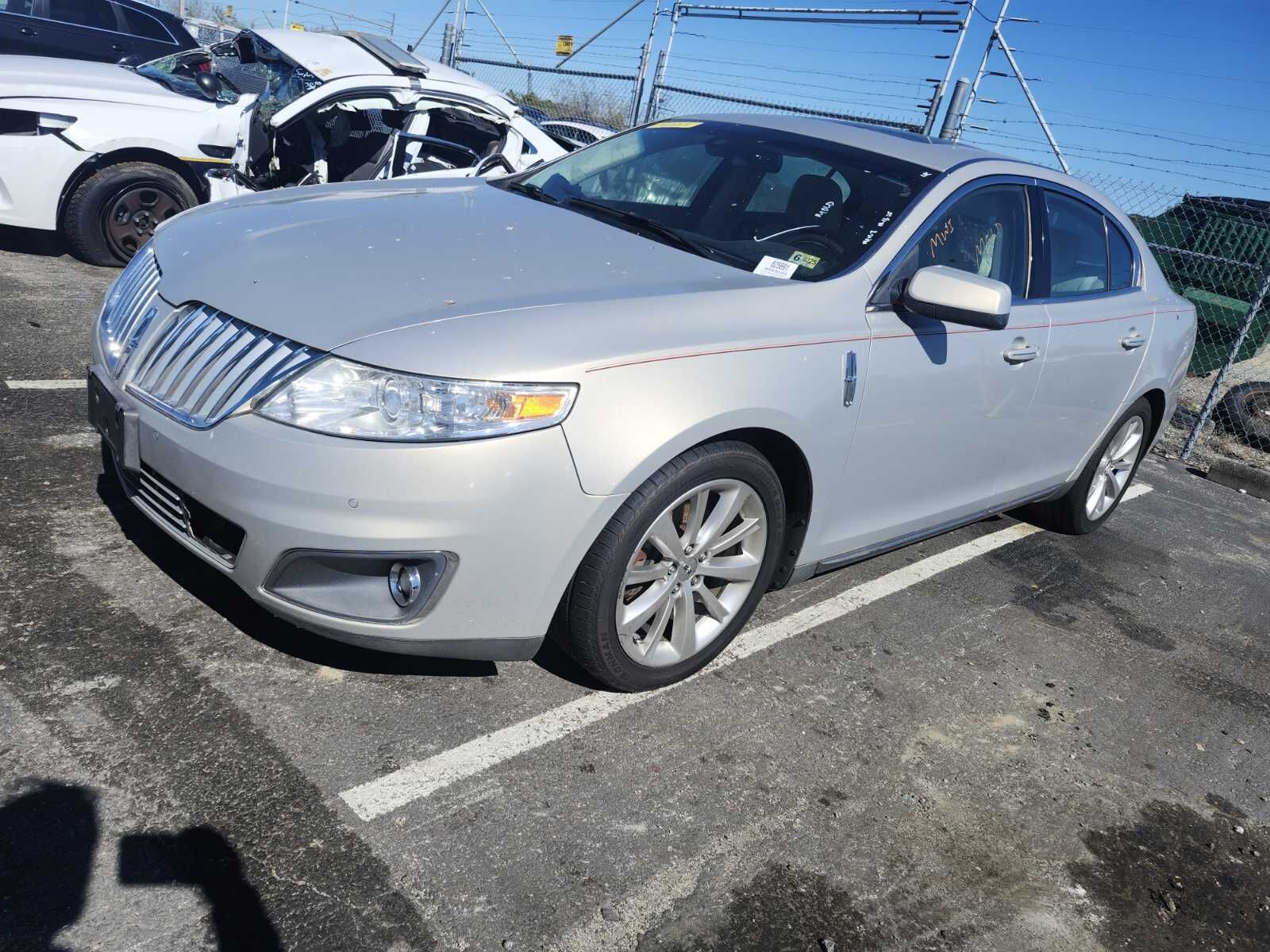 Lincoln MKS