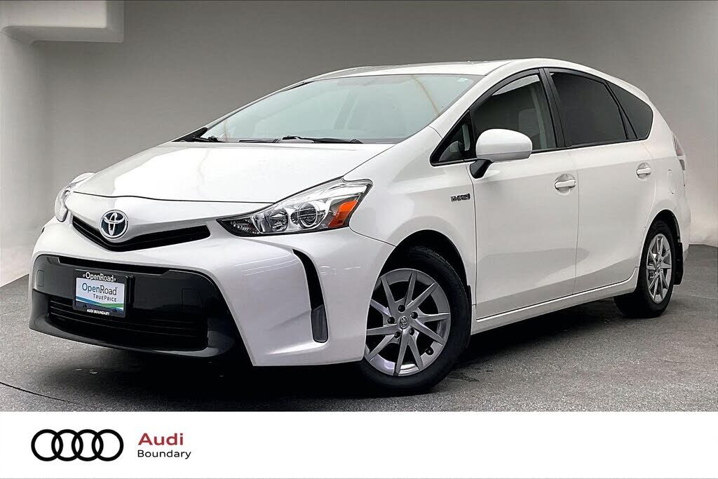 Toyota Prius V