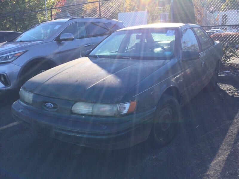 Ford Taurus