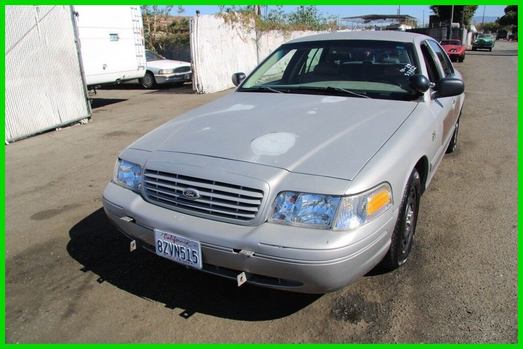 Ford Crown Victoria
