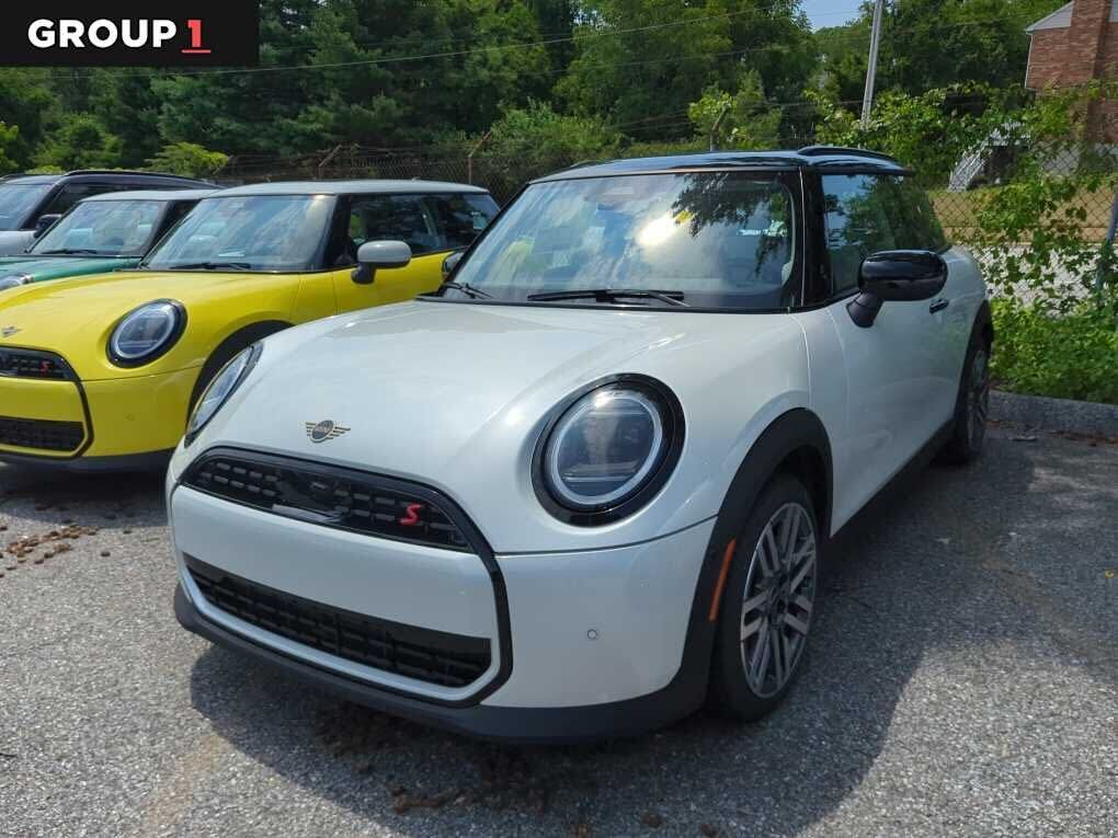 2025 MINI Hardtop