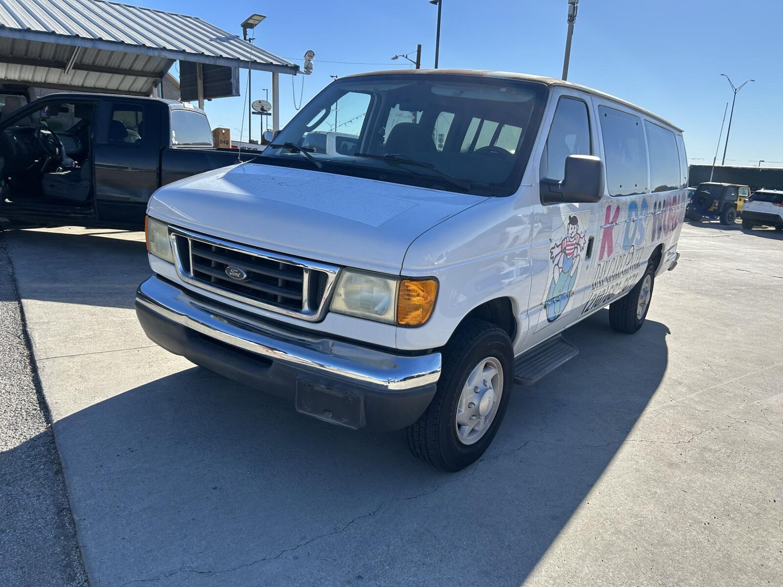 Ford E-350
