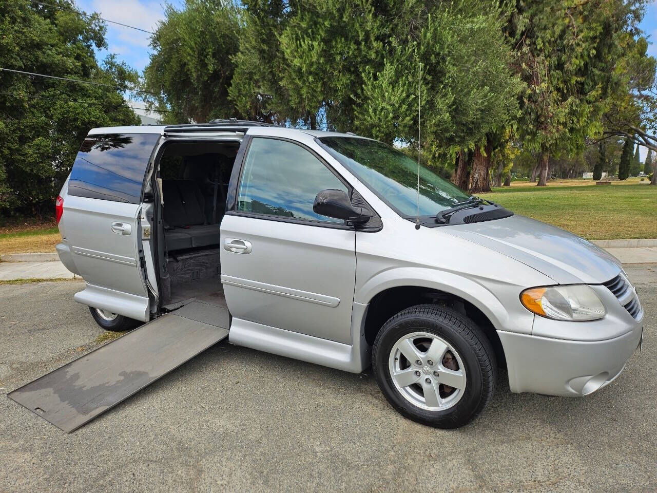 Dodge Caravan/Grand Caravan