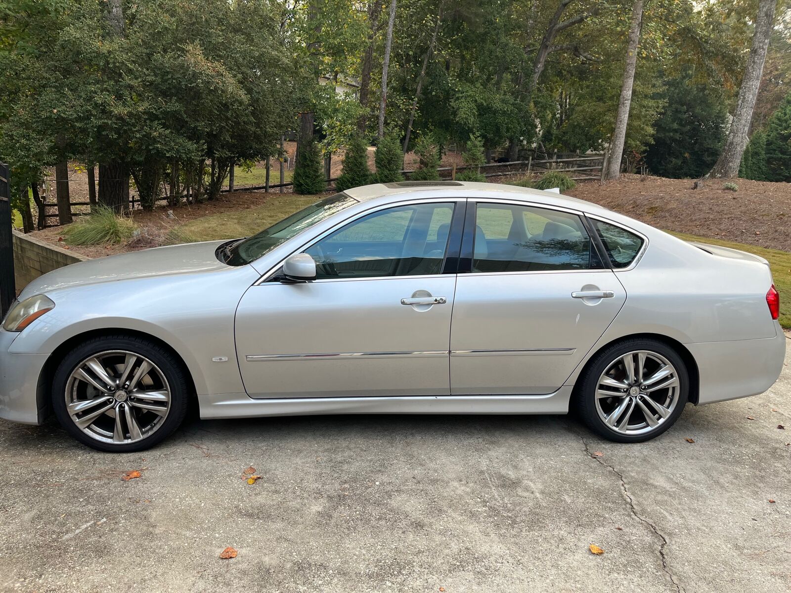 Infiniti M45