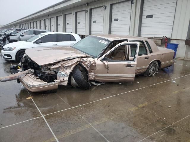 Lincoln Town Car