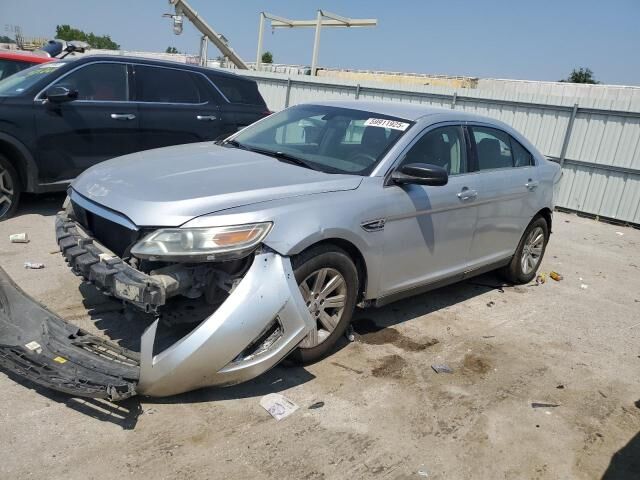 Ford Taurus