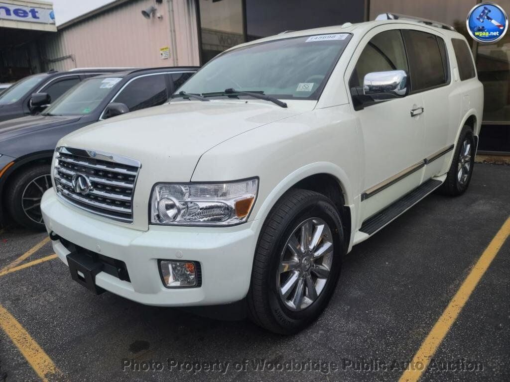 Infiniti QX56