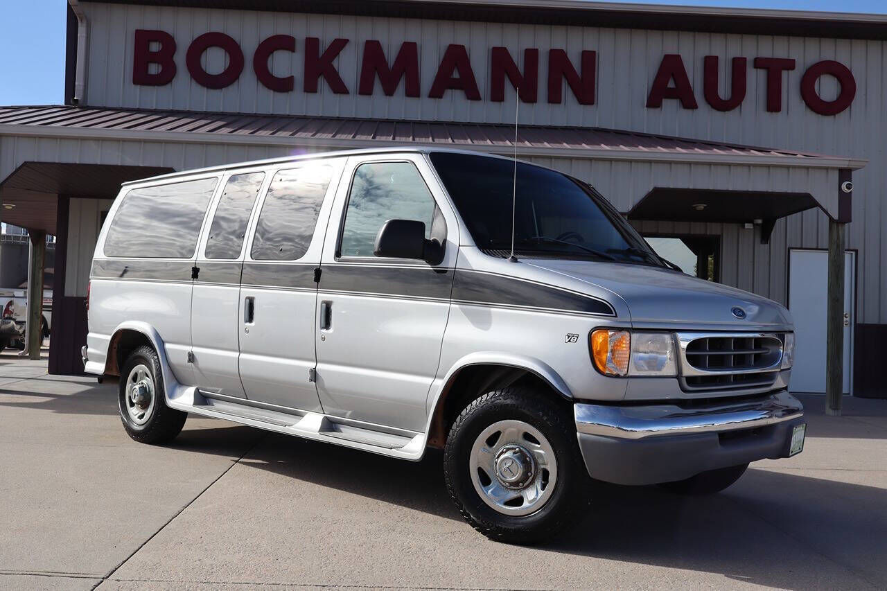 Ford E-350