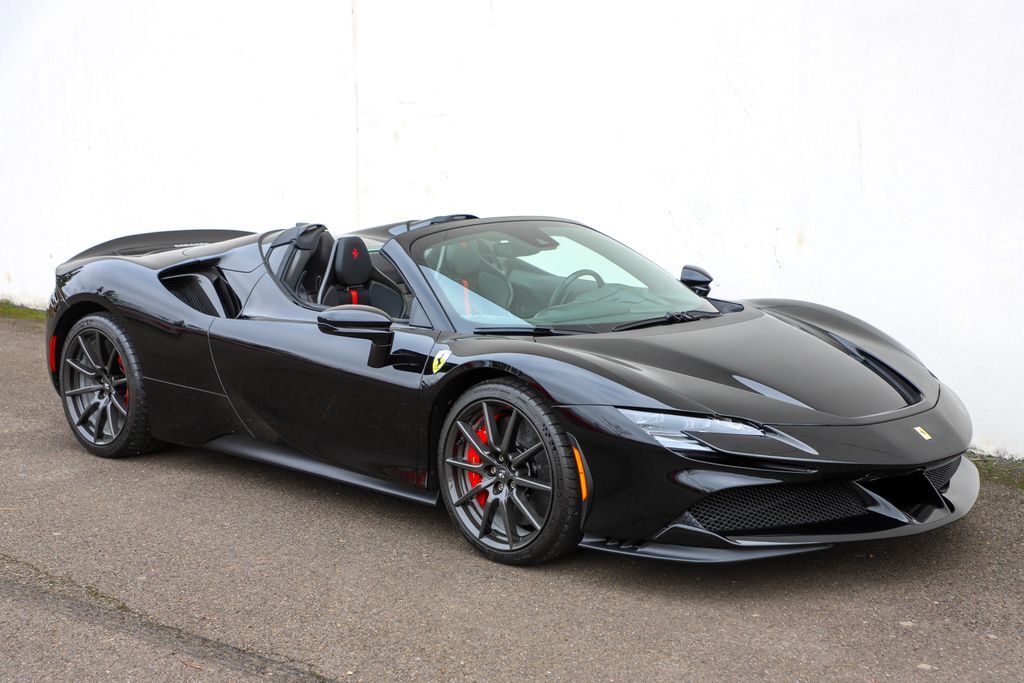 2022 FERRARI SF90 Spider