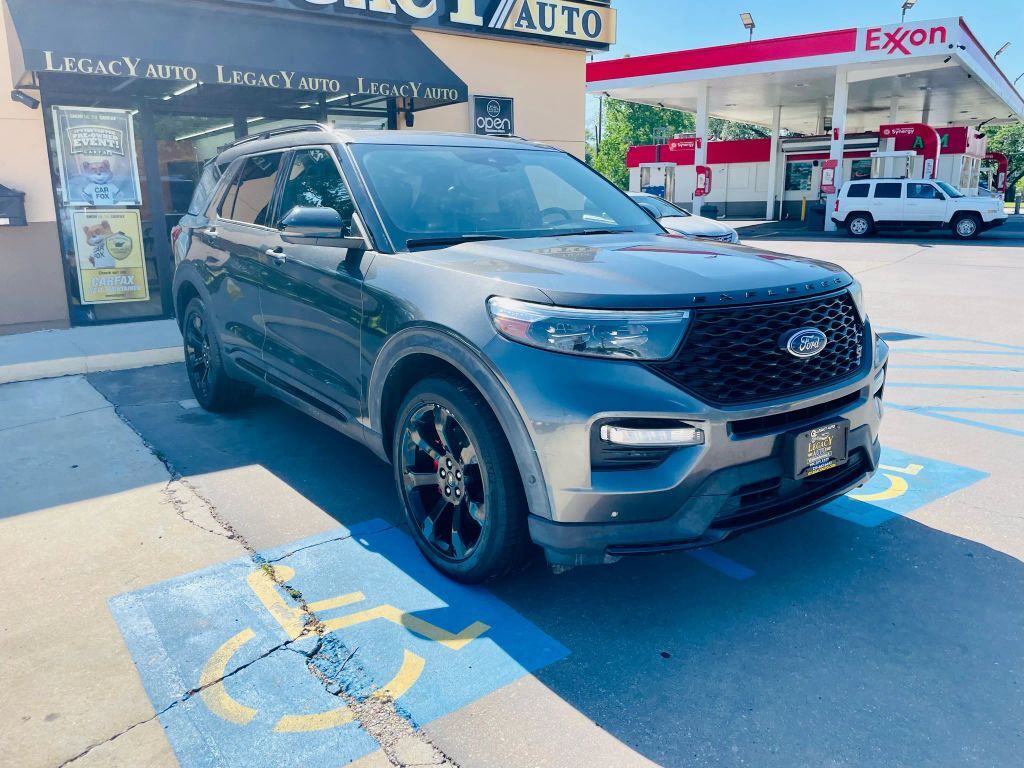 2020 FORD Explorer