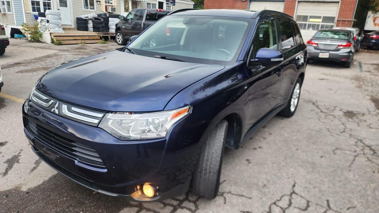 Mitsubishi Outlander