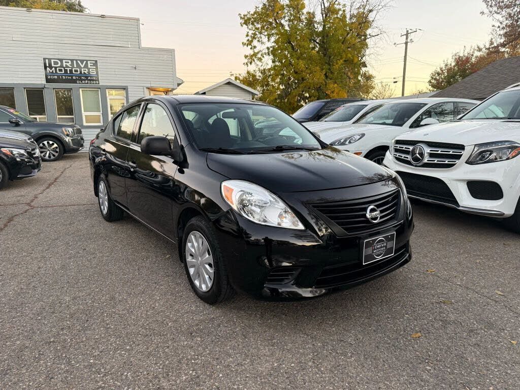 Nissan Versa