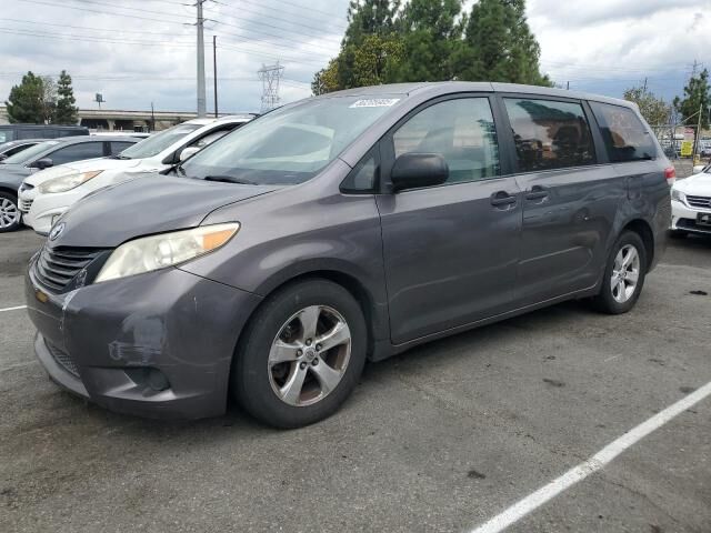 Toyota Sienna