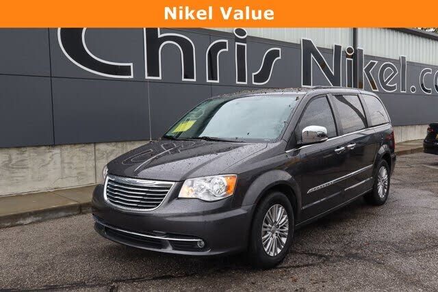 Chrysler Town and Country