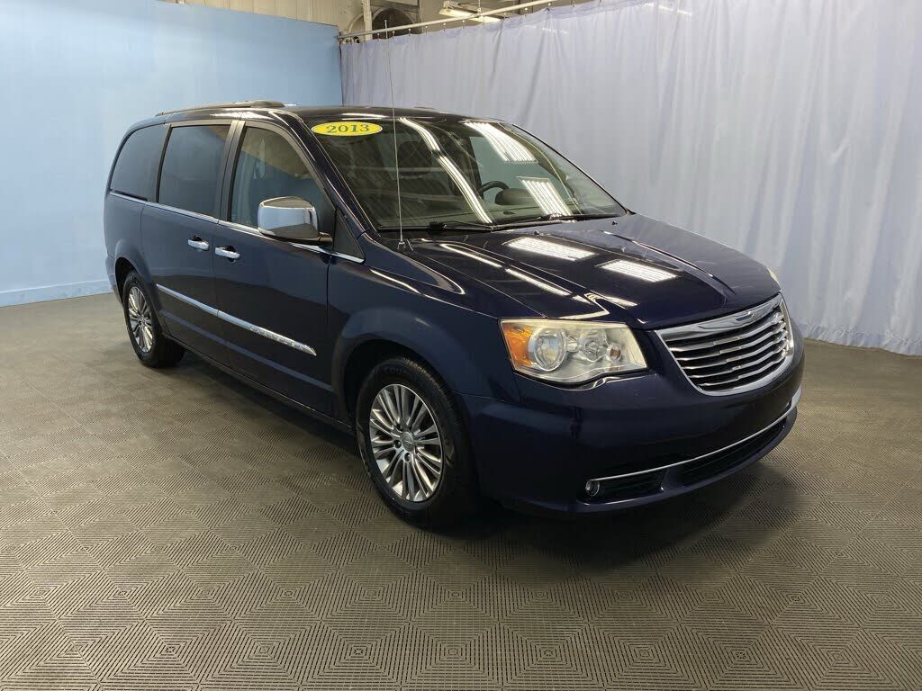 Chrysler Town and Country