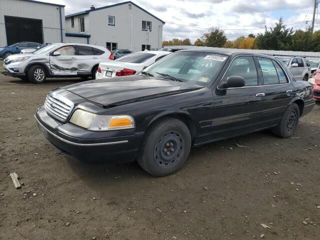 Ford Crown Victoria