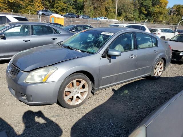 Nissan Maxima