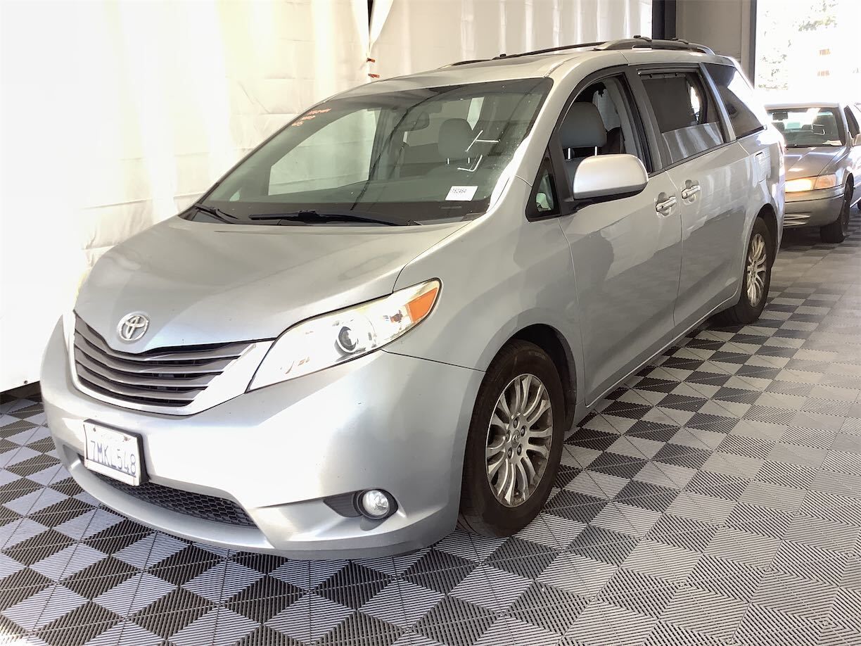 Toyota Sienna