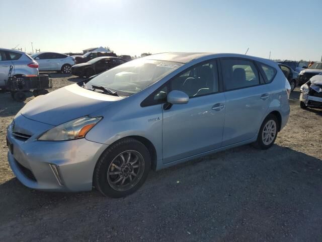 Toyota Prius V