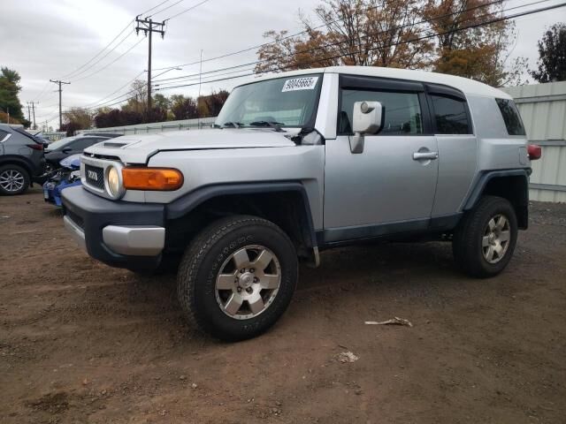 Toyota FJ Cruiser