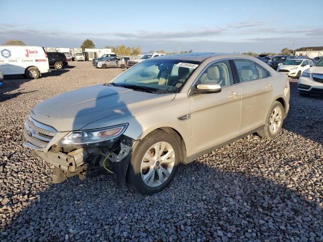 Ford Taurus