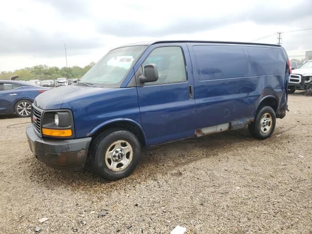GMC Savana