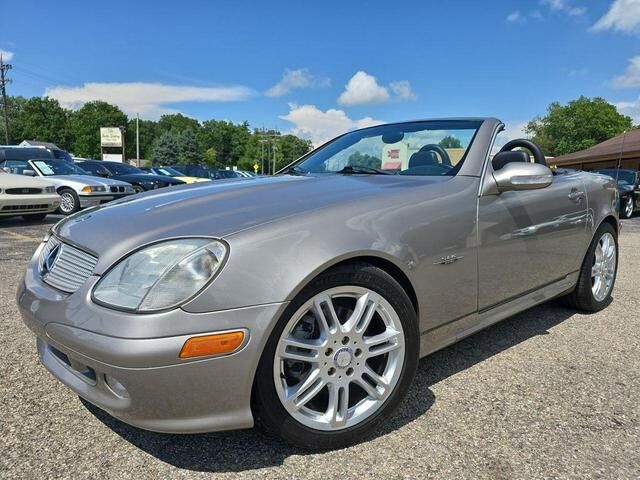 2004 MERCEDES-BENZ SLK-Class