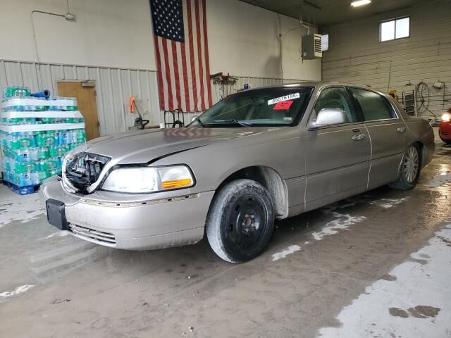 Lincoln Town Car
