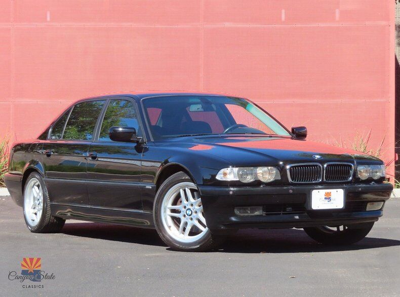 BMW 750i