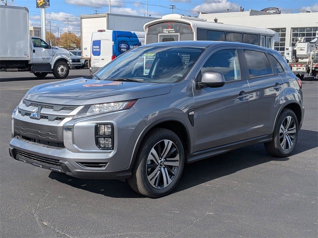 2025 MITSUBISHI Outlander Sport