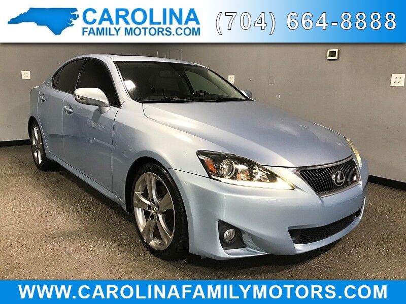 Lexus IS