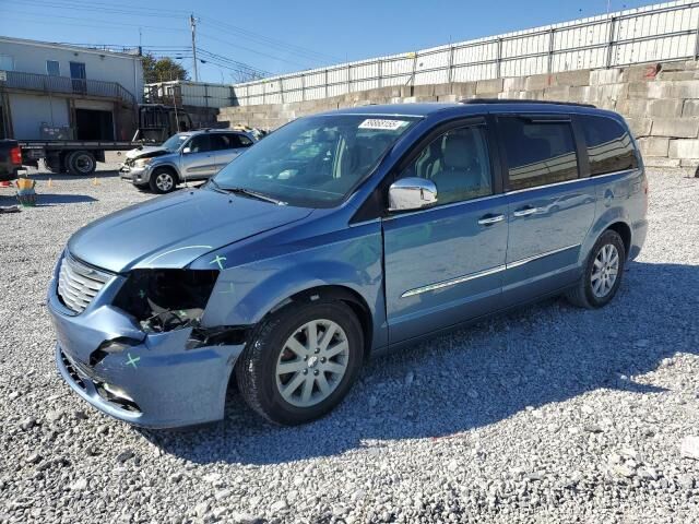 Chrysler Town and Country