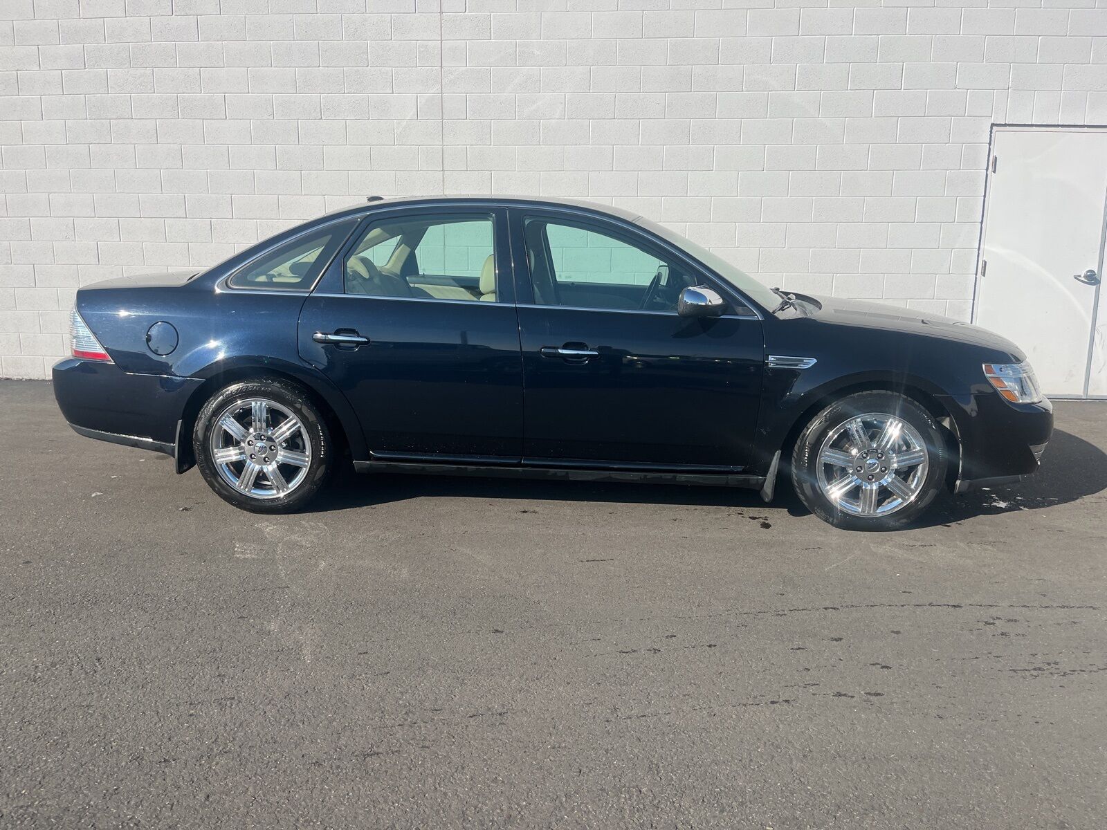 Ford Taurus