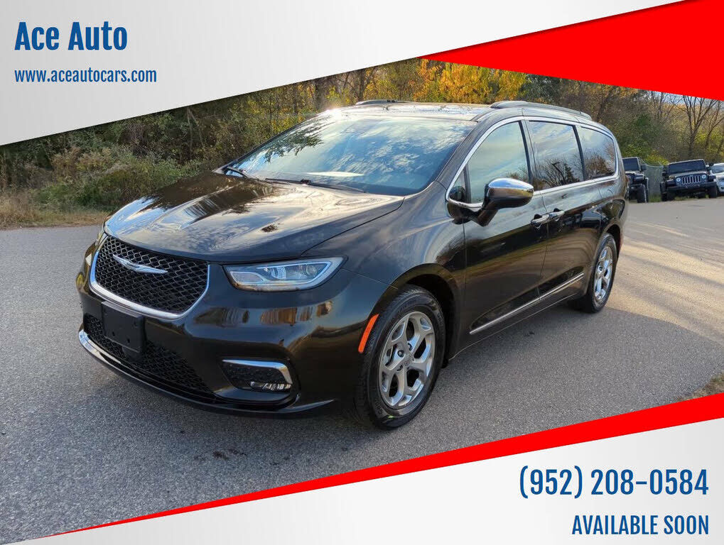 2023 CHRYSLER Pacifica